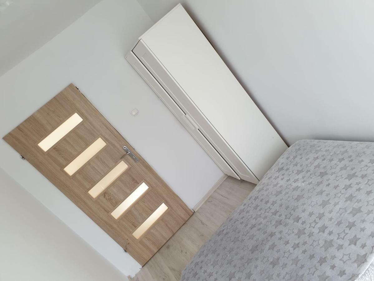 Sweet Honey Mieszkanie W Plocku Apartment ภายนอก รูปภาพ